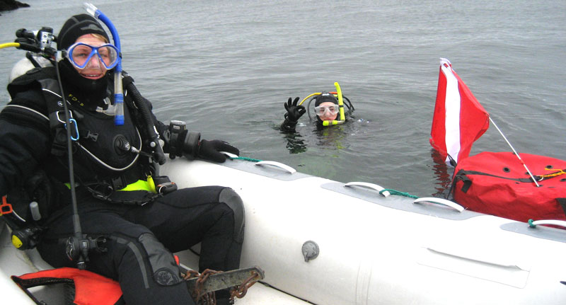 Students preparing to dive.